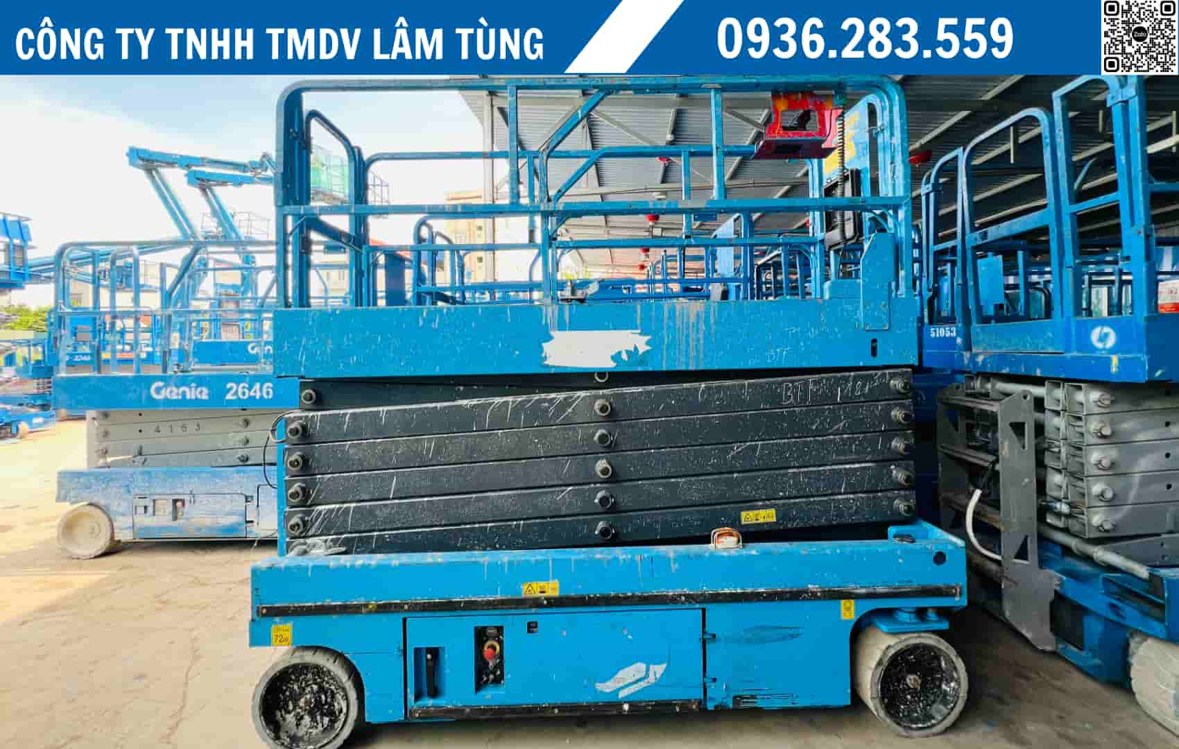 xe nâng sinoboom sàn nhỏ