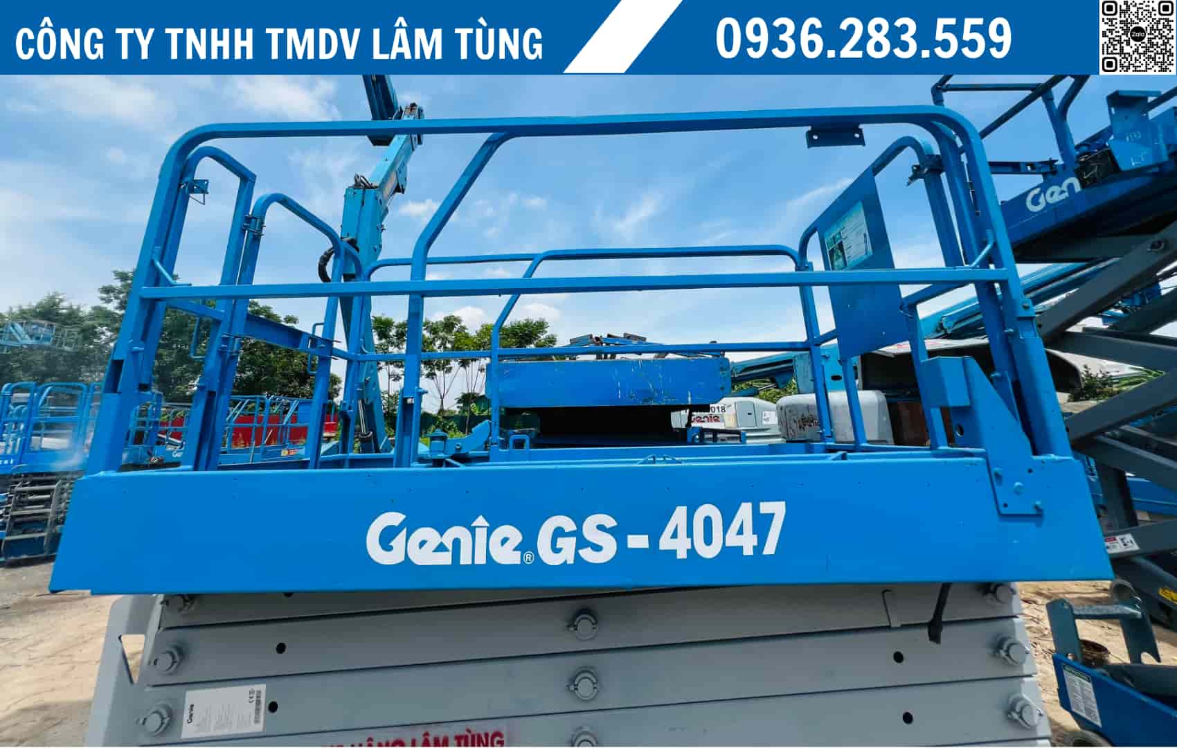 xe nâng người 4047 sàn to